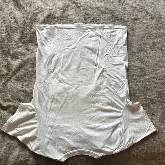 Adidas hockey t-shirt in medium - Picture 6 of 7